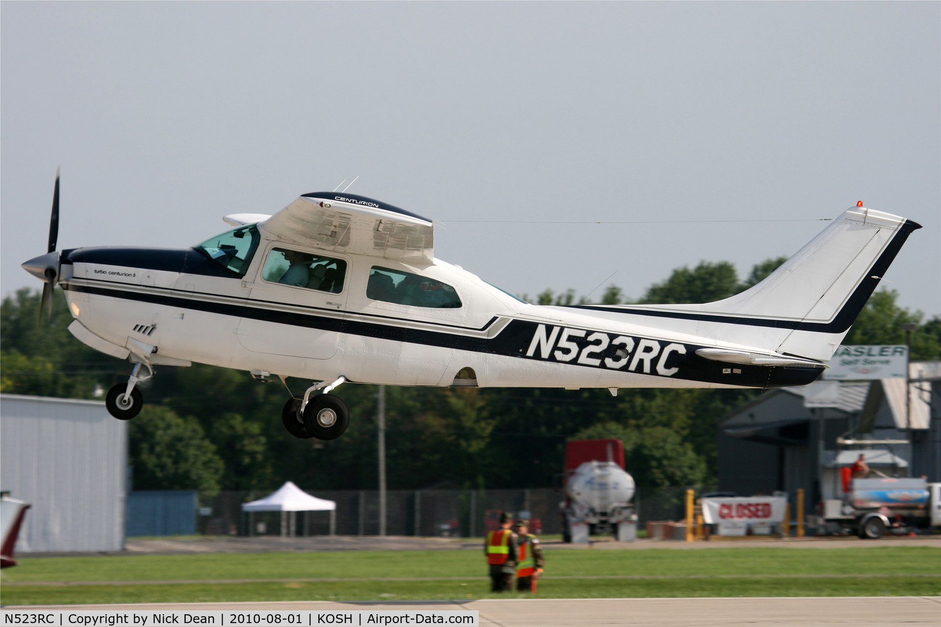 N523RC, 1975 Cessna T210L Turbo Centurion C/N 21060654, KOSH