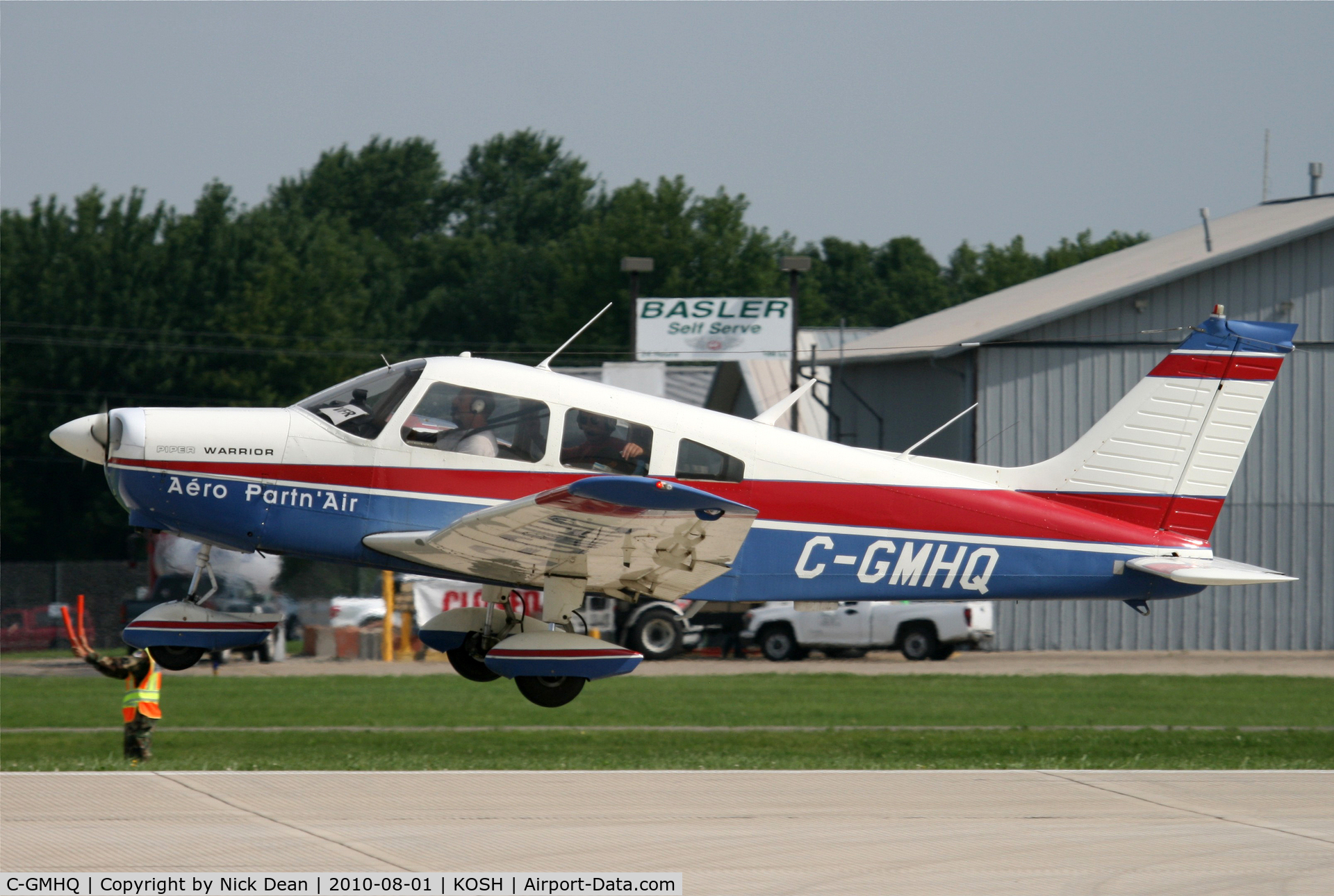 C-GMHQ, 1975 Piper PA-28-151 Cherokee Warrior C/N 287515018, KOSH