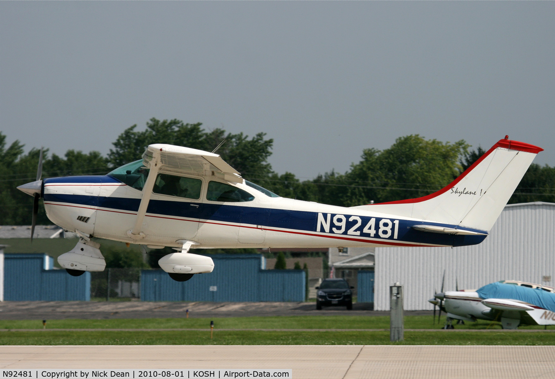 N92481, 1970 Cessna 182N Skylane C/N 18260225, KOSH