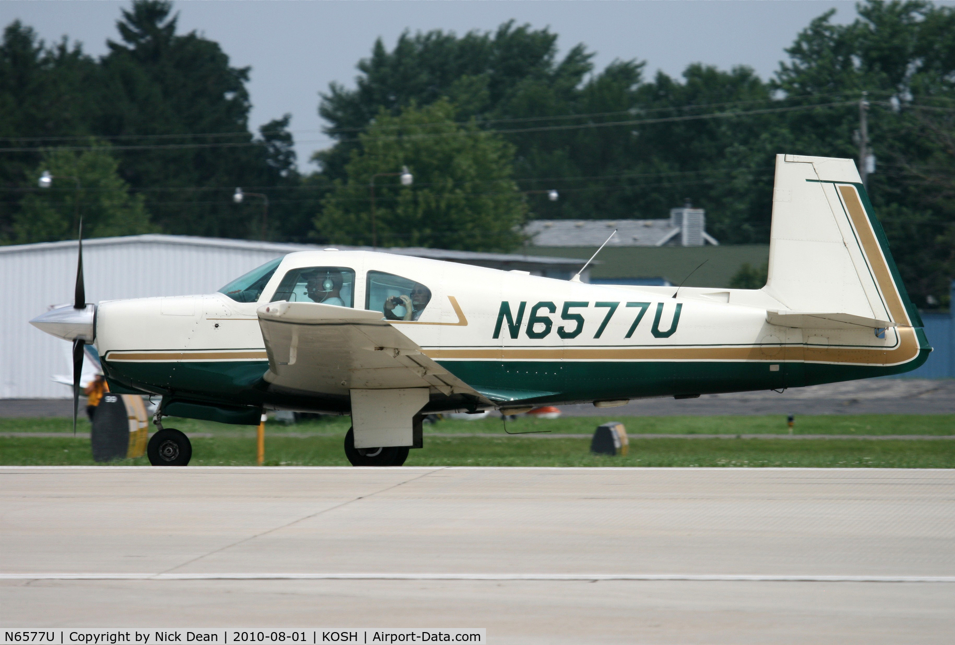 N6577U, 1962 Mooney M20C Ranger C/N 2359, KOSH