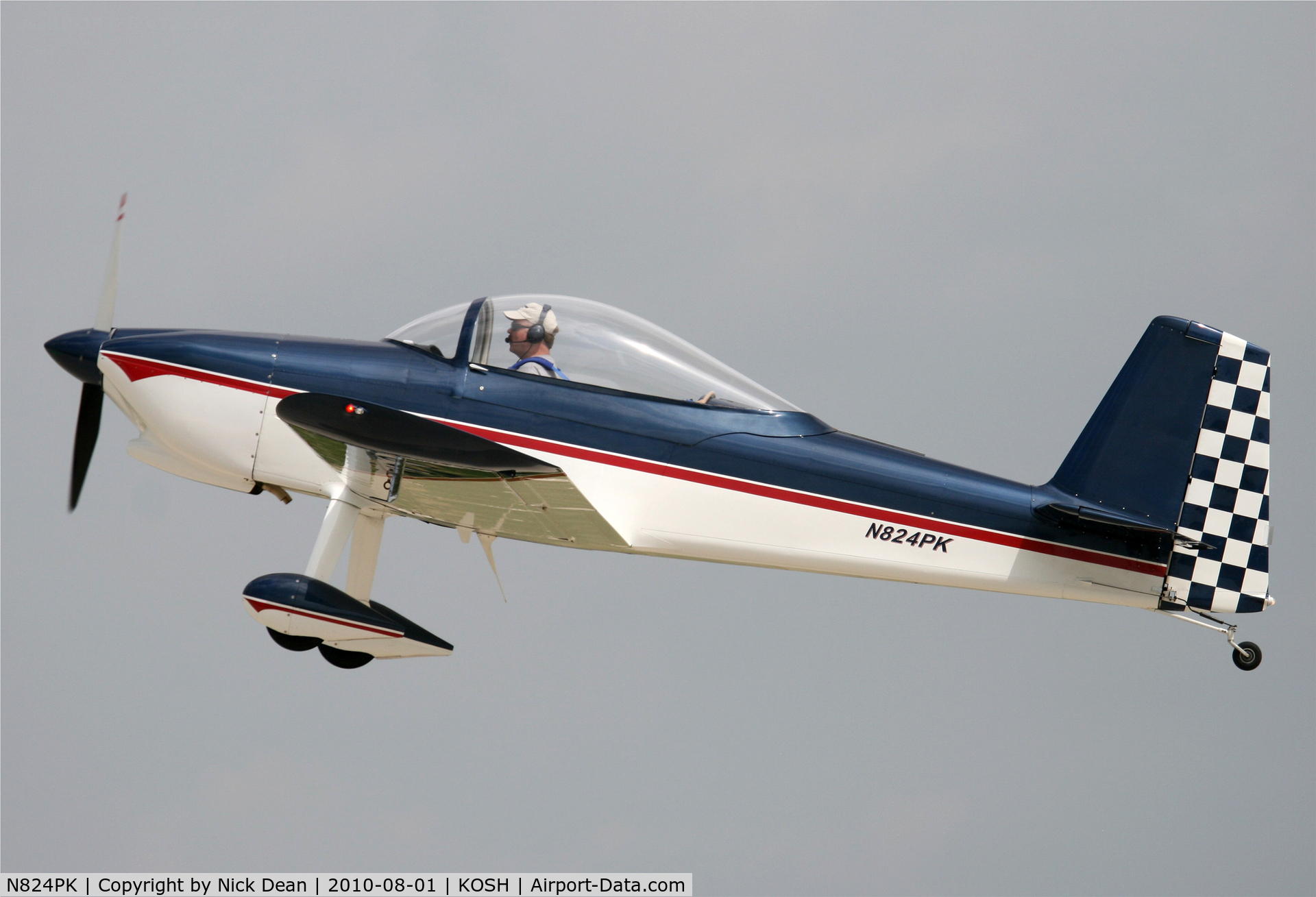 N824PK, 2004 Vans RV-8 C/N 81048, KOSH