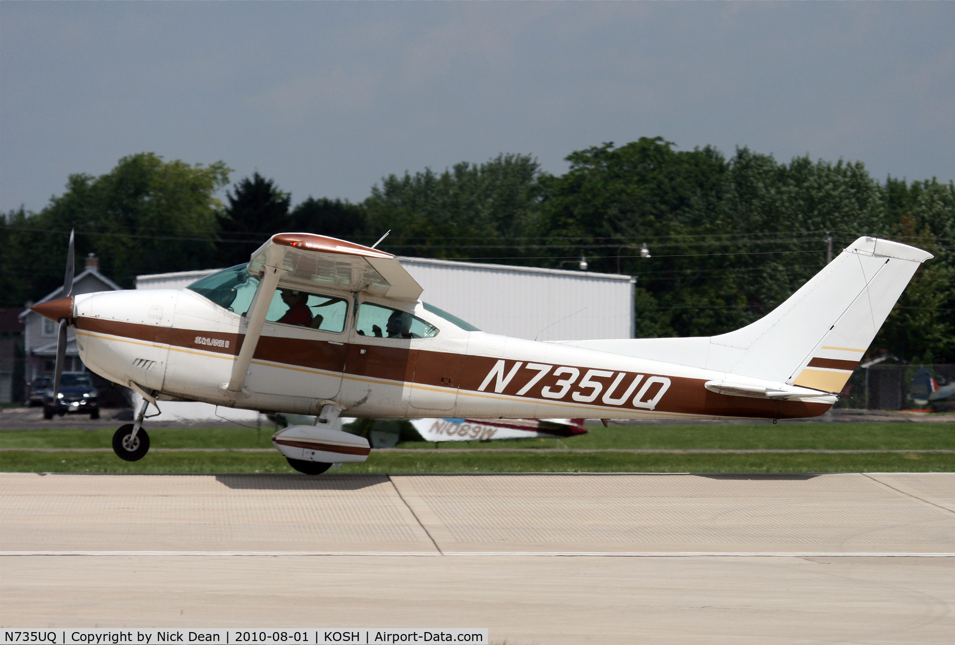N735UQ, Cessna 182Q Skylane C/N 18265698, KOSH