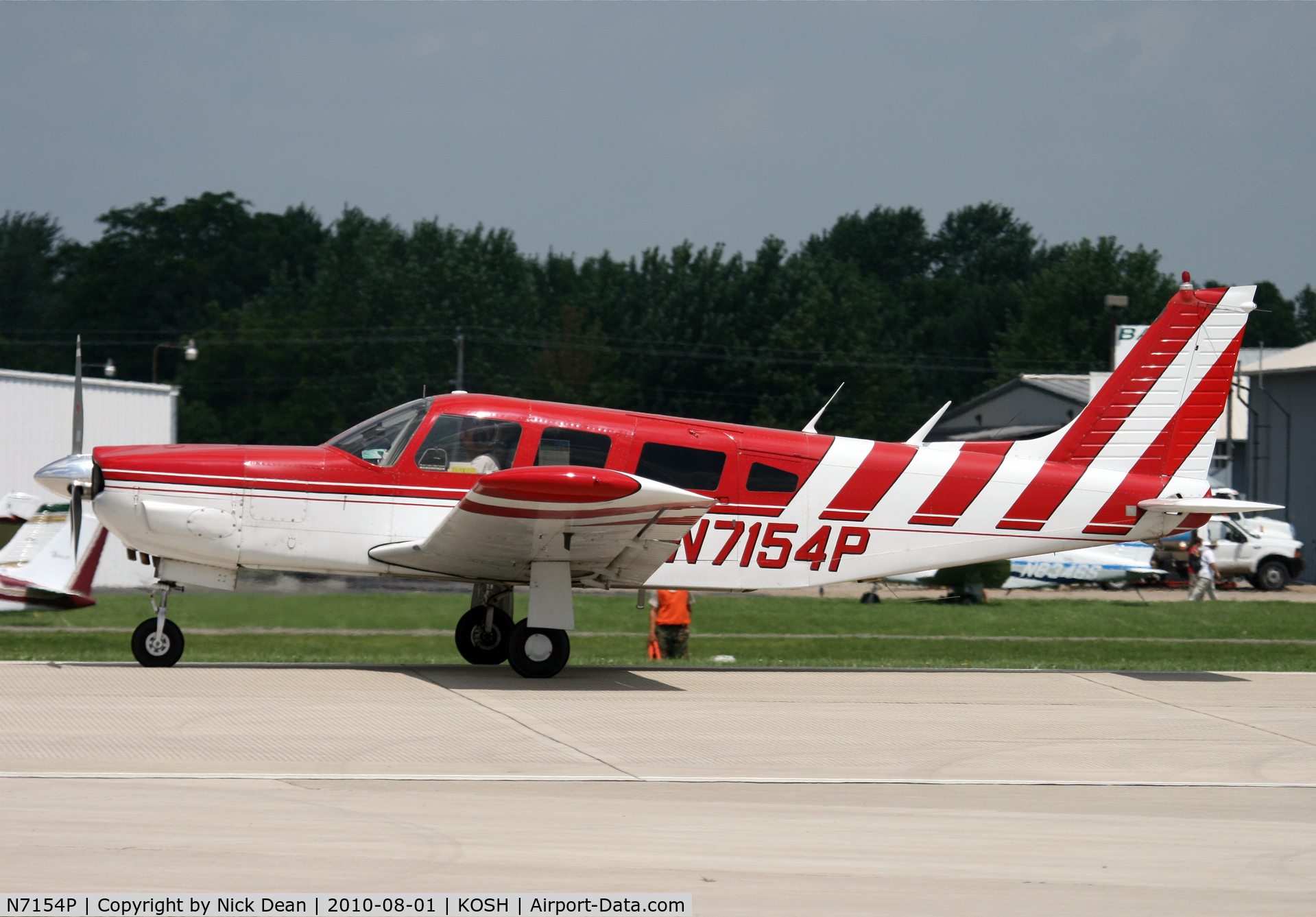 N7154P, 1977 Piper PA-32R-300 Cherokee Lance C/N 32R-7780462, KOSH