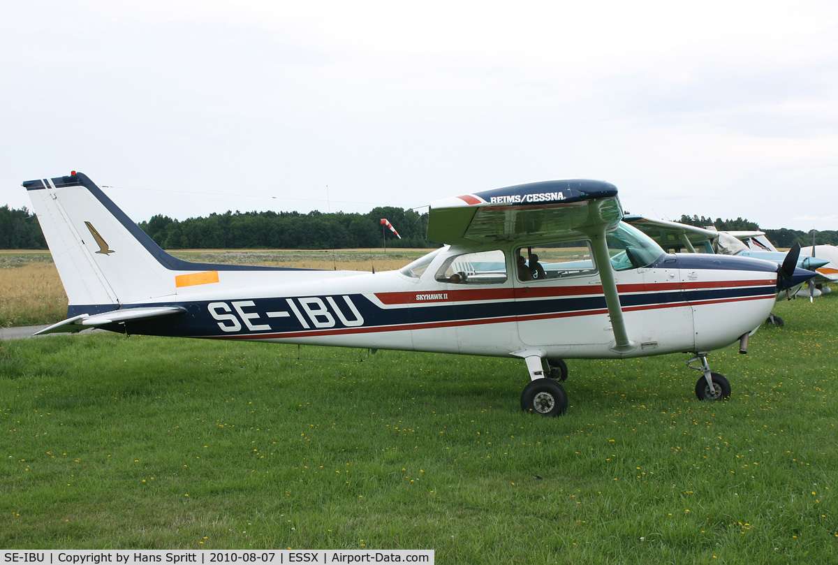SE-IBU, 1979 Reims F172N Skyhawk C/N F1721923, Eskilstuna Motorflygklubb Reims / Cessna F172N