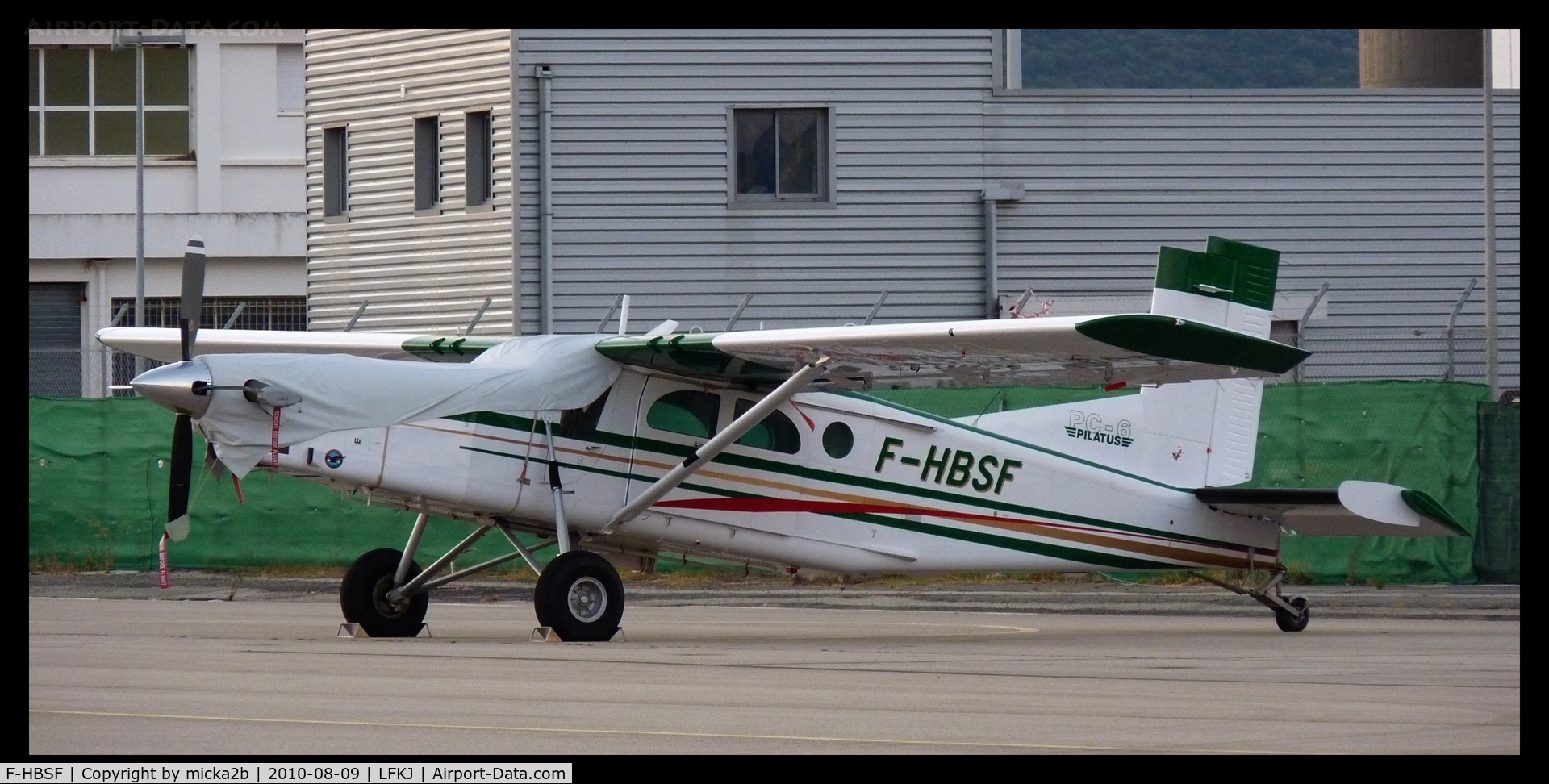 F-HBSF, 2006 Pilatus PC-6/B2-H4 Turbo Porter C/N 949, Parked.