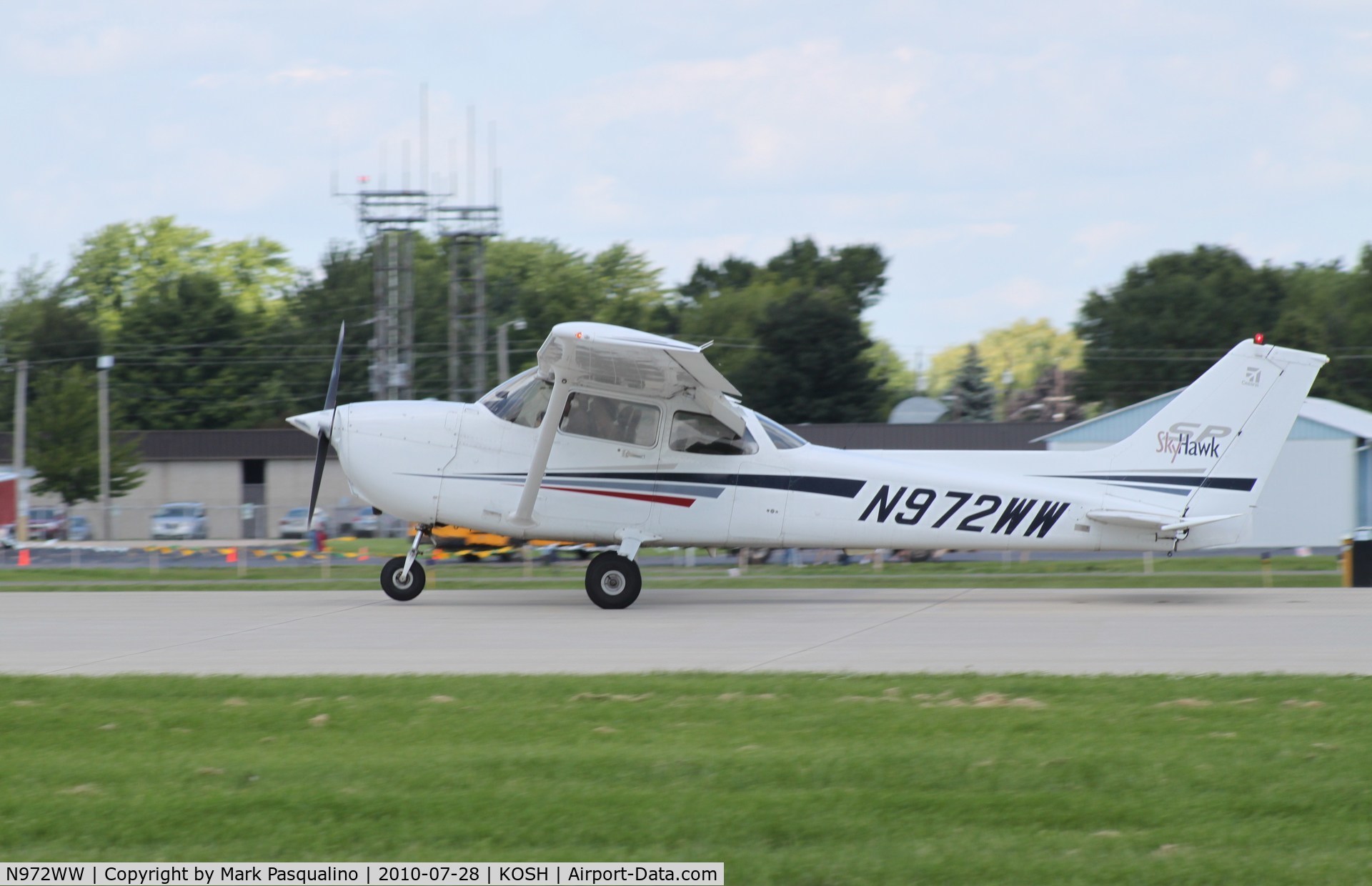 N972WW, 2002 Cessna 172S C/N 172S9072, Cessna 172S