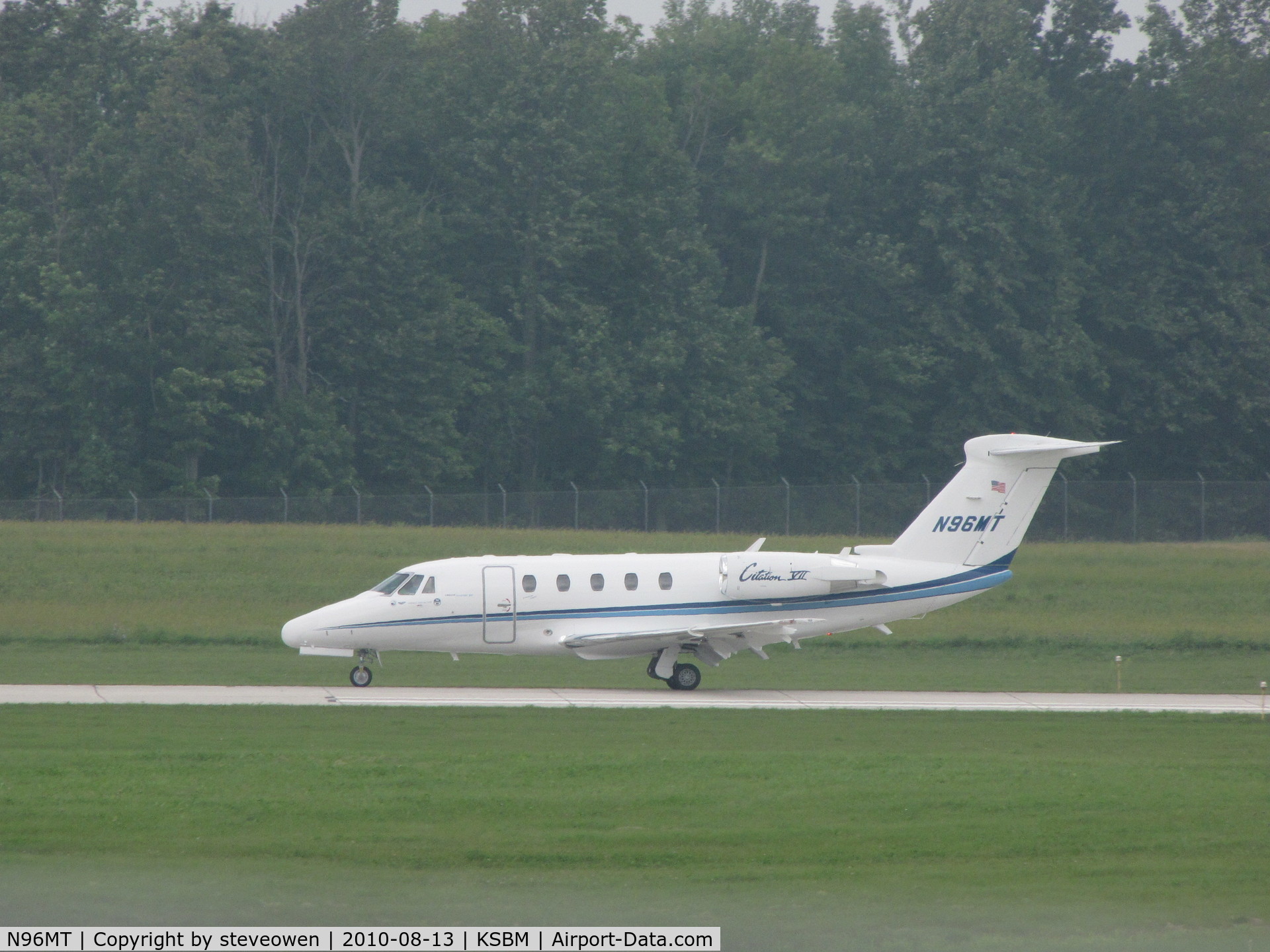 N96MT, 1996 Cessna 650 Citation VII C/N 650-7065, landing @KSBM during PGA Tour