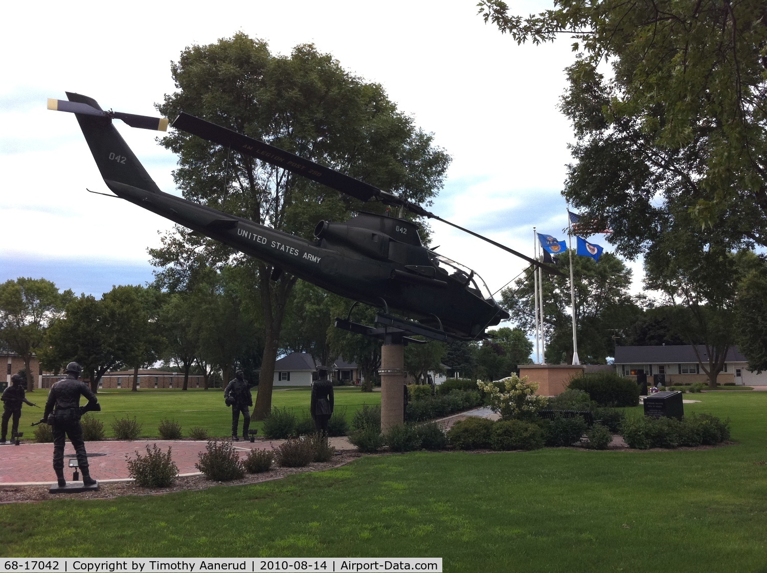 68-17042, Bell AH-1S Cobra C/N 20770, Bell AH-1, 68-17042; Arlington, MN