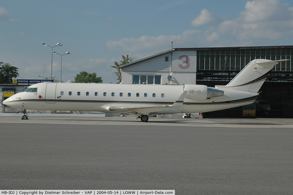 HB-IDJ, Canadair CRJ-100SE (CL-600-2B19) C/N 7136, TAG Aviation Regionaljet