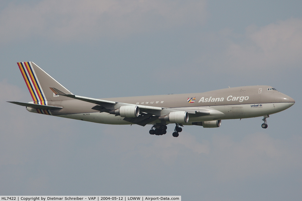 HL7422, 1996 Boeing 747-48EF C/N 28367, Asiana Boeing 747-400