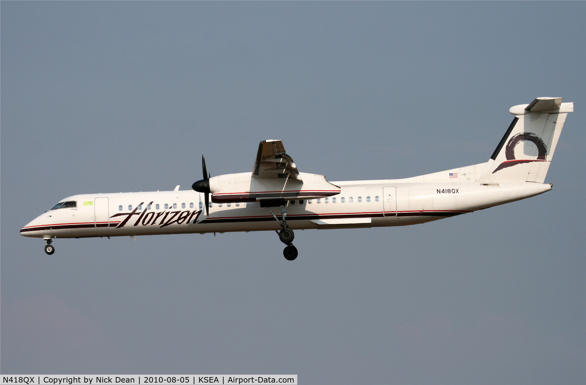 N418QX, 2007 Bombardier DHC-8-402 Dash 8 C/N 4143, KSEA