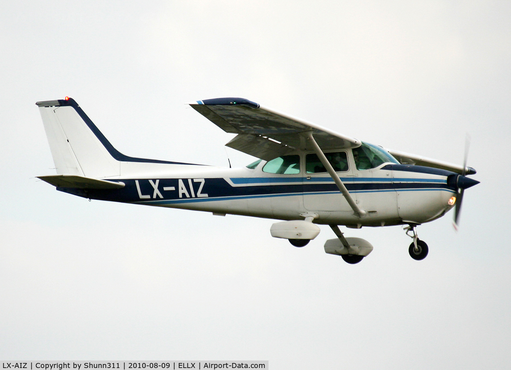 LX-AIZ, 1980 Reims F172N Skyhawk C/N 1968, Landing rwy 24