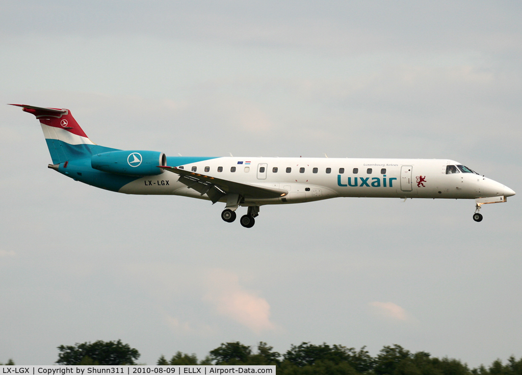 LX-LGX, 1999 Embraer EMB-145LU (ERJ-145LU) C/N 145147, Landing rwy 24