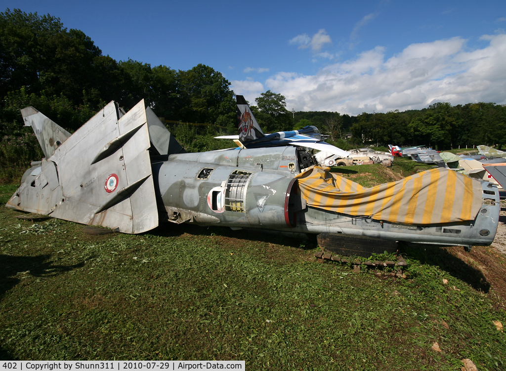 402, Dassault Mirage IIIE C/N 402, S/n 402 - Mirage IIIE stored inside Savigny-les-Beaune Museum
