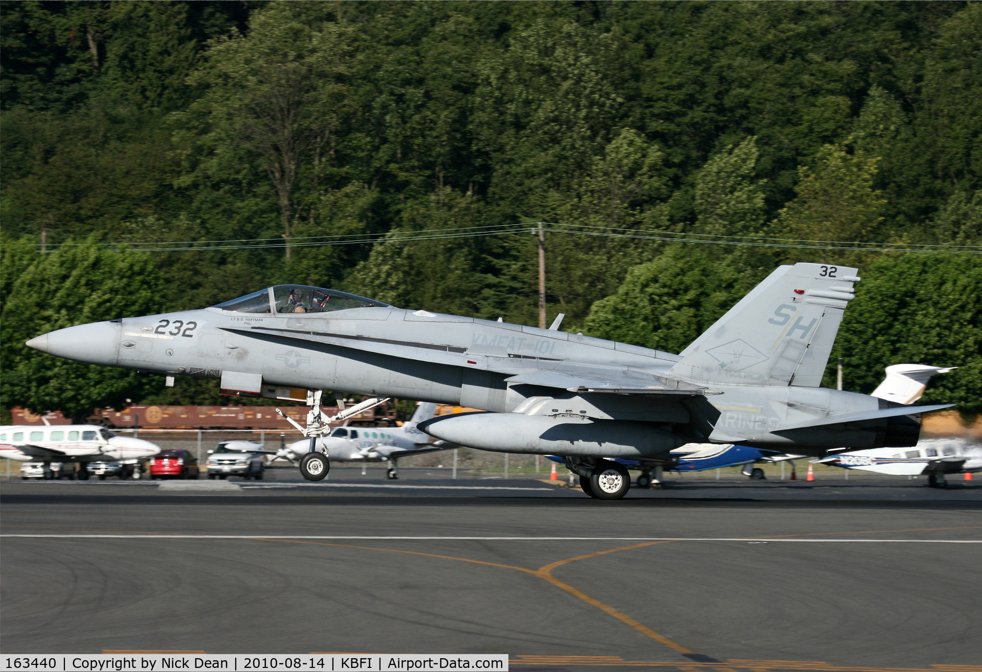 163440, 1987 McDonnell Douglas F/A-18C Hornet C/N 0643, KBFI