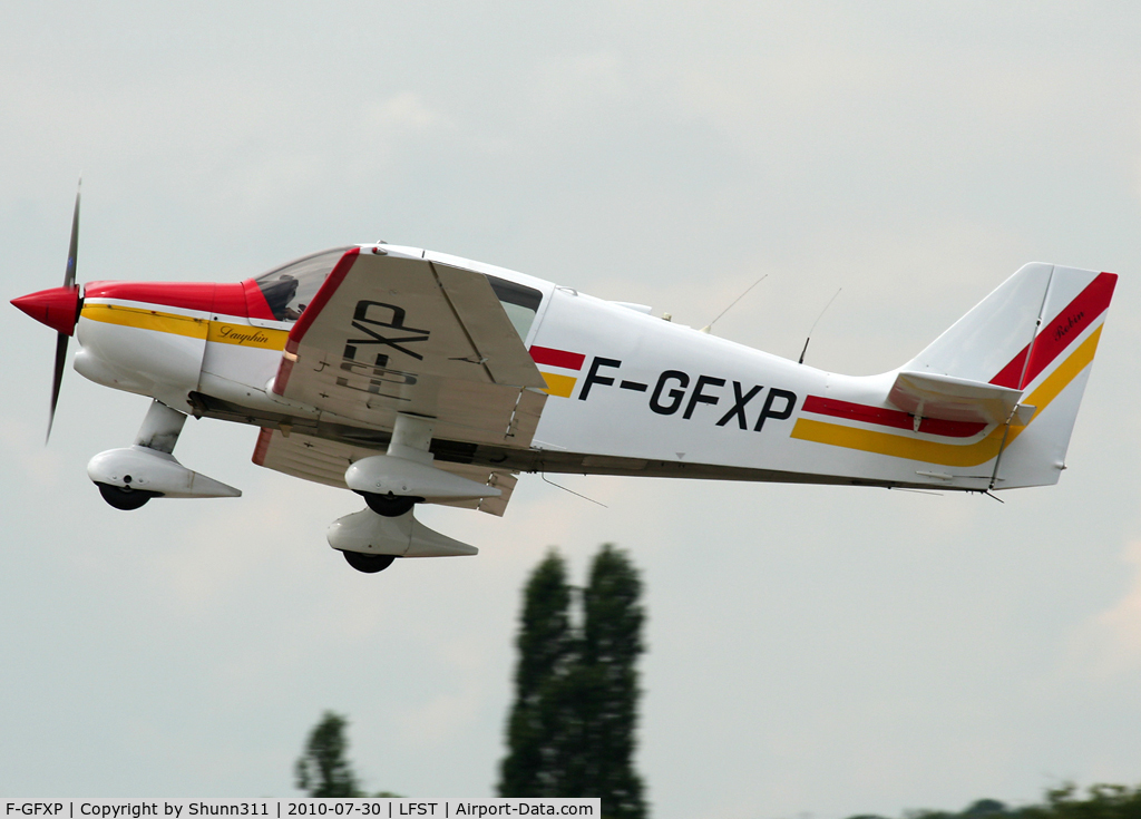 F-GFXP, Robin DR-400-120 C/N 1771, Taking off rwy 23