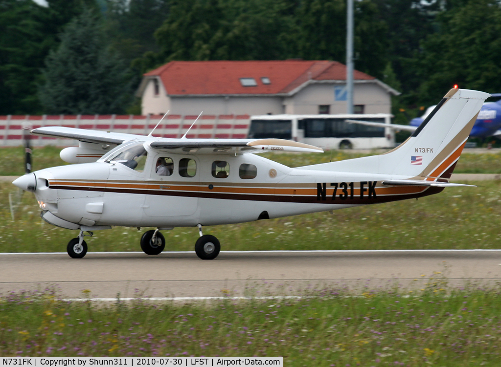 N731FK, 1979 Cessna P210N Pressurised Centurion C/N P21000452, Landing rwy 23