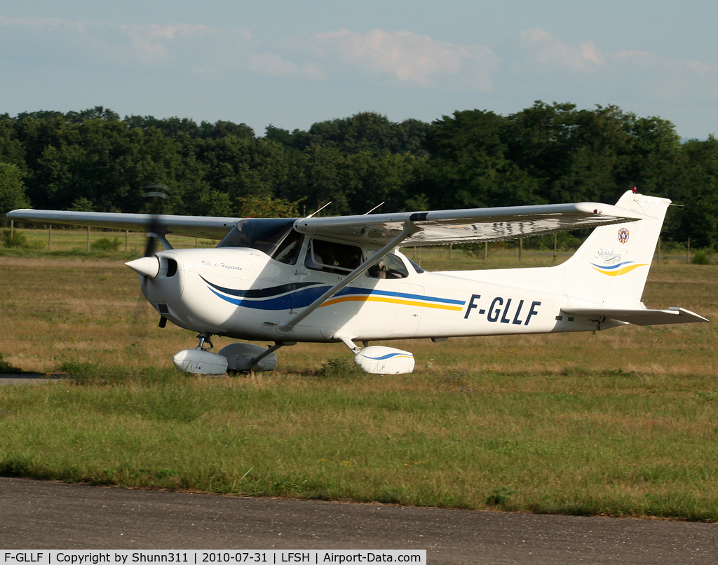 F-GLLF, Cessna 172S C/N 172S8092, Arriving from flight...