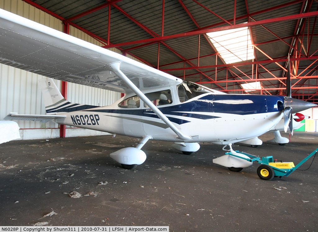 N6028P, 2006 Cessna T182T Turbo Skylane C/N T18208536, Hangared...