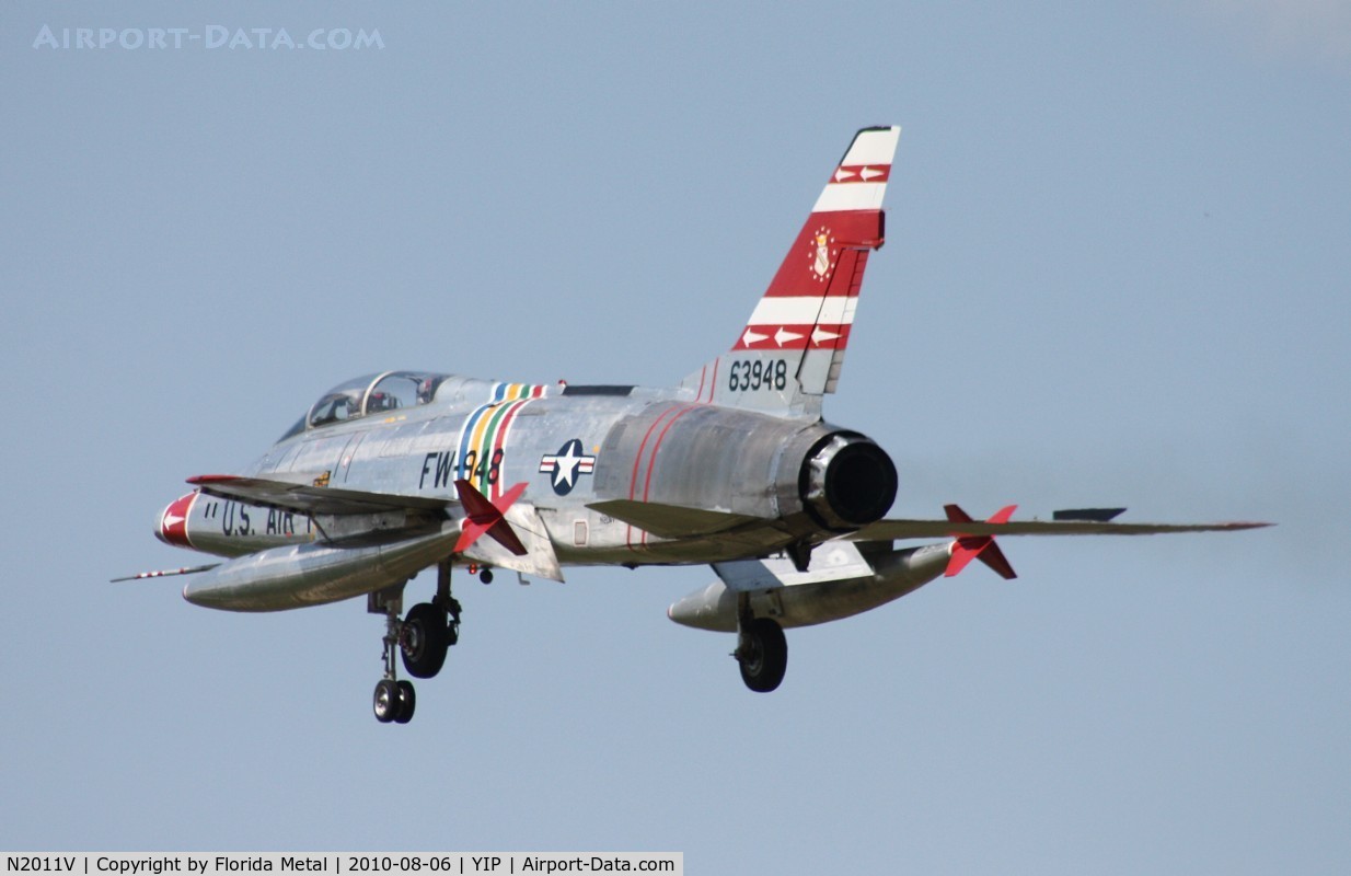 N2011V, 1958 North American F-100F Super Sabre C/N 243-224, F-100