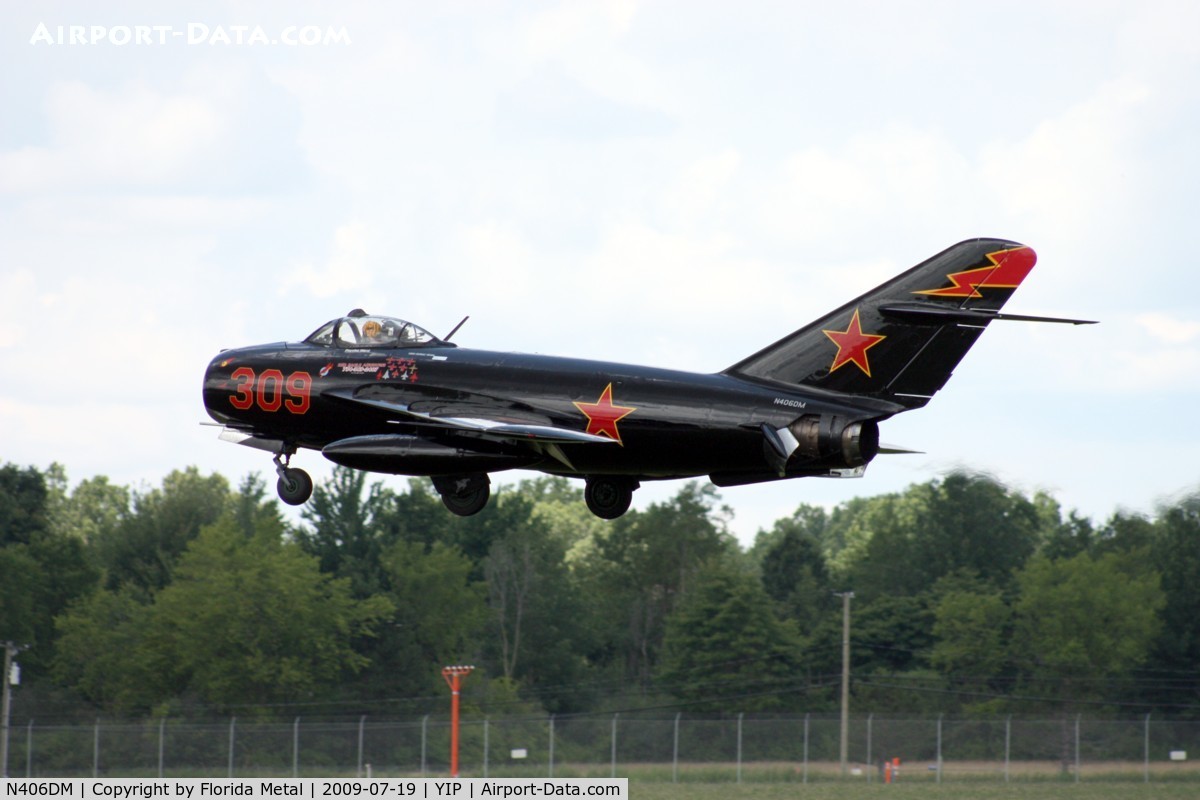N406DM, 1957 Mikoyan-Gurevich MiG-17T C/N 0613, Mig 17