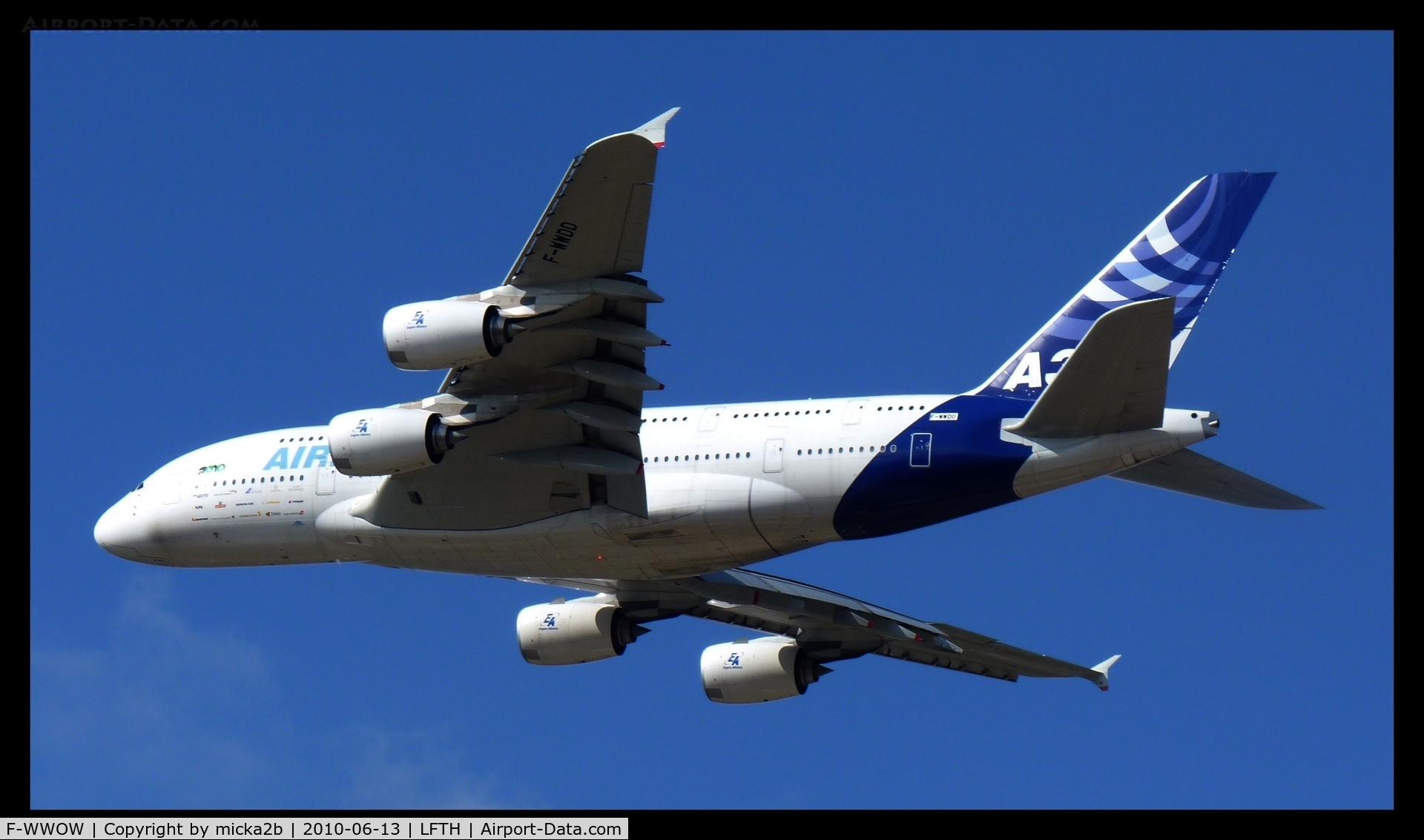 F-WWOW, 2005 Airbus A380-841 C/N 001, In flight.