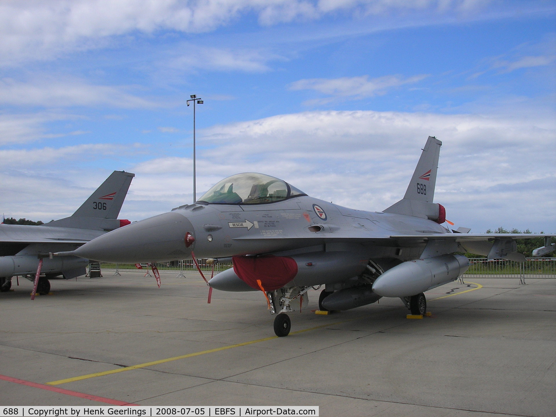 688, 1980 General Dynamics F-16AM Fighting Falcon C/N 6K-60, BAF Openday , Florennes , Belgium