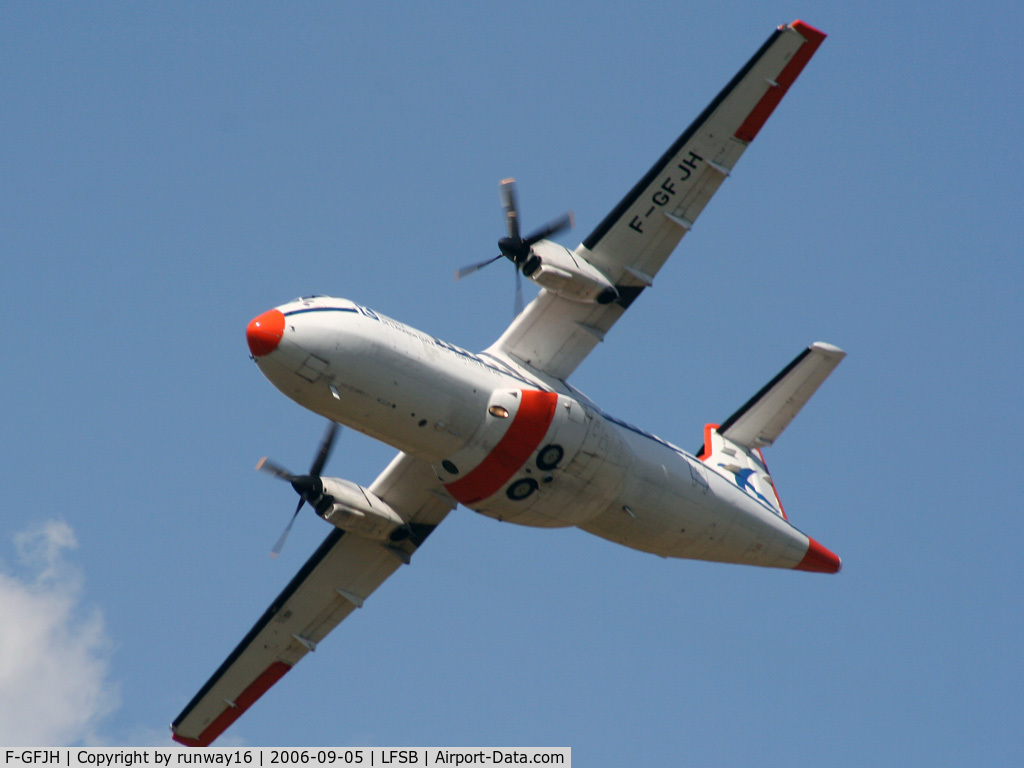 F-GFJH, 1987 ATR 42-300 C/N 049, calibrating ILS-15