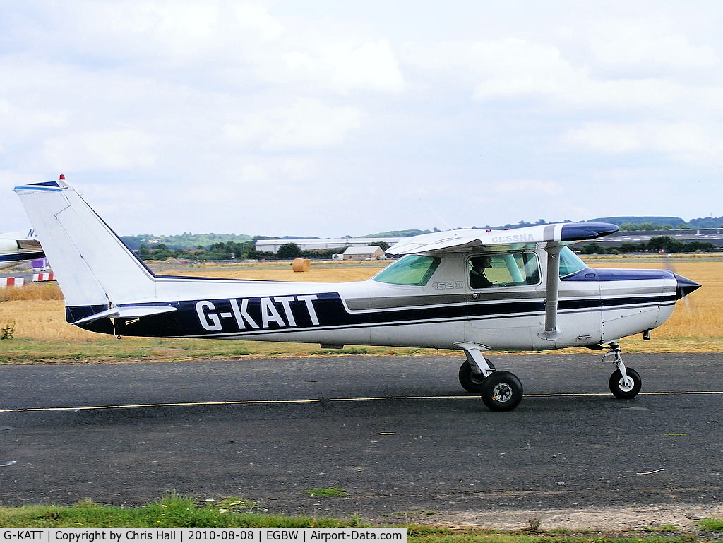 G-KATT, 1981 Cessna 152 C/N 152-85661, privately owned