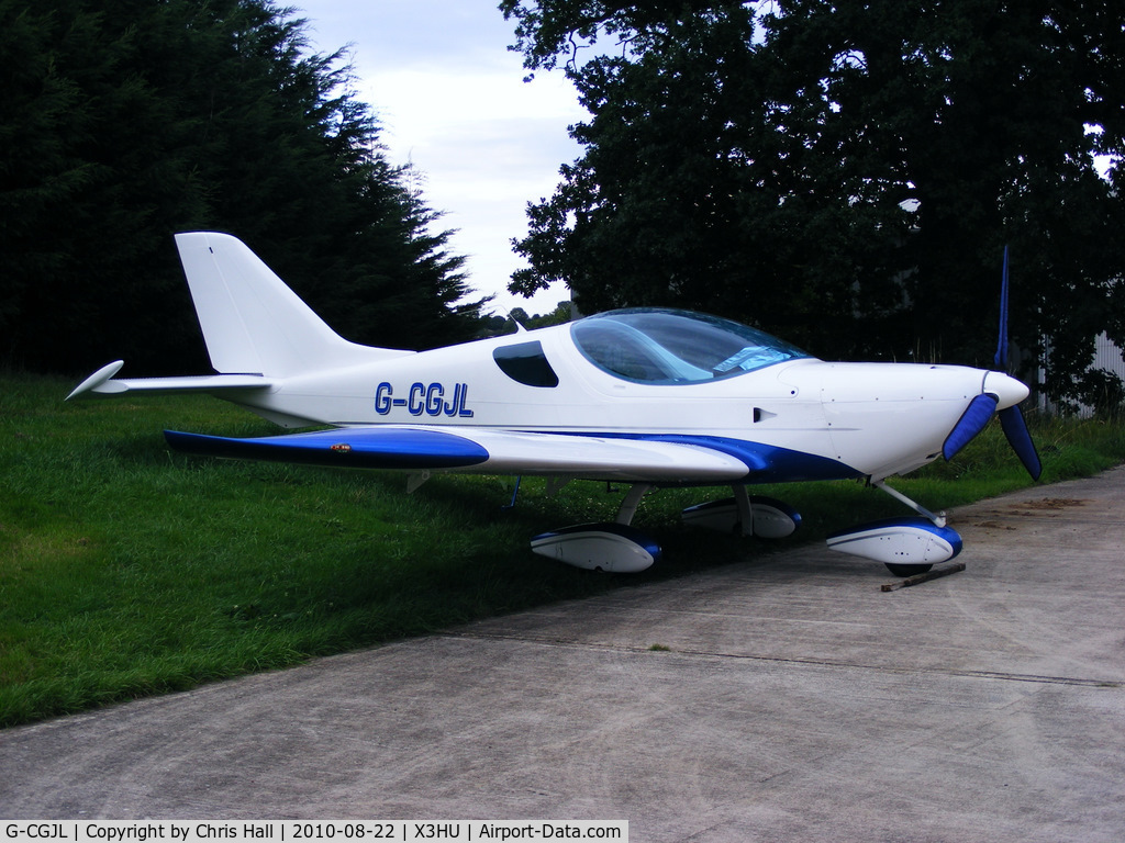 G-CGJL, 2010 CZAW SportCruiser C/N PFA 338-14686, CZAW Sportcruiser at the private airstrip on the opposite side of the road from the glider airfield