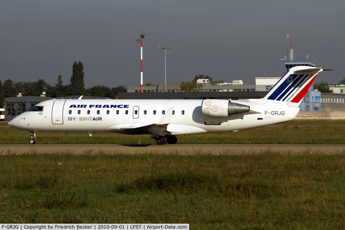 F-GRJG, 1996 Canadair CRJ-100ER (CL-600-2B19) C/N 7143, departing from Strasbourg Entzheim