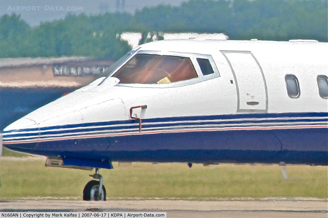 N160AN, 1998 Learjet Inc 60 C/N 126, Learjet Inc 60, N160AN on the ramp KDPA.