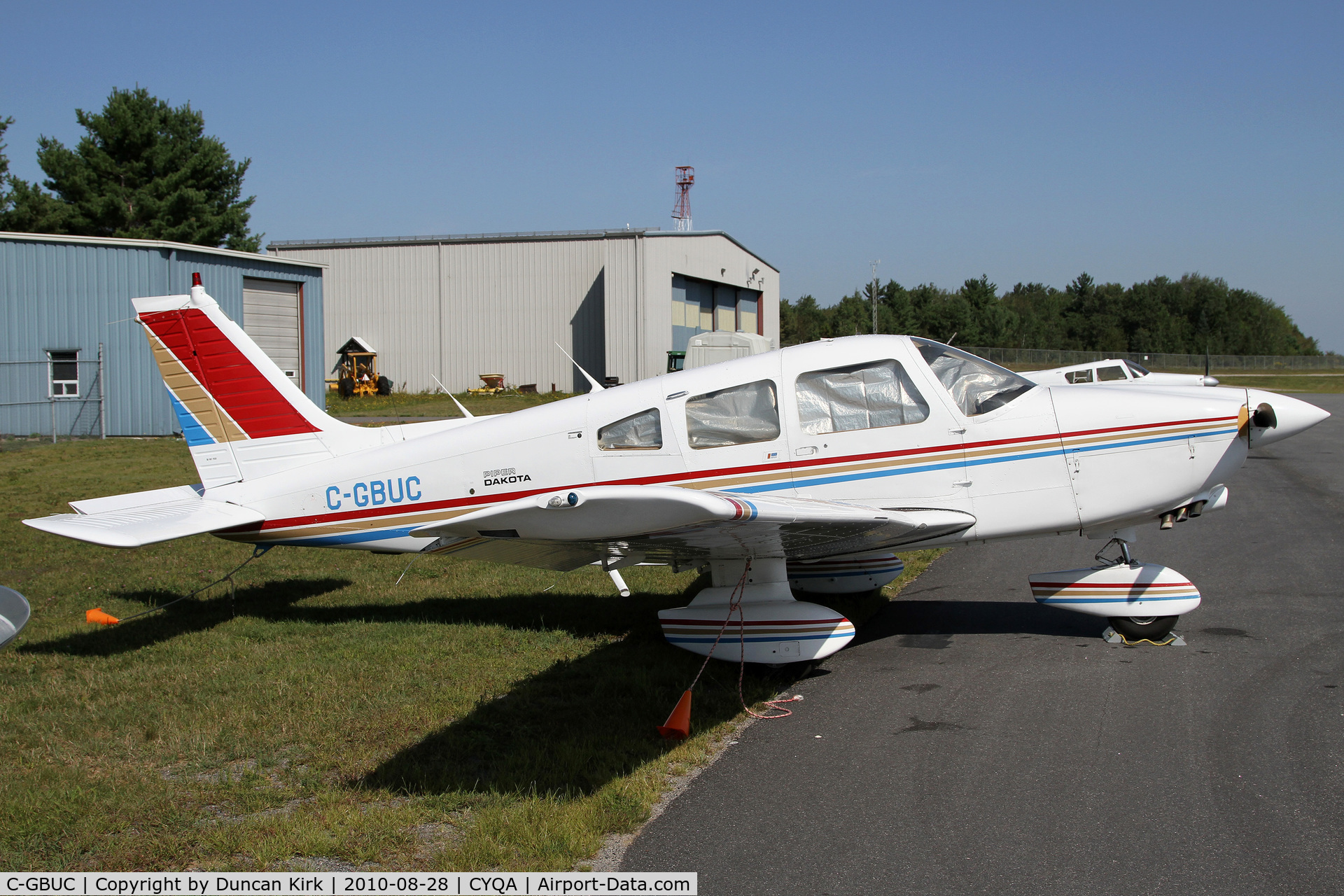 C-GBUC, 1980 Piper PA-28-236 Dakota C/N 28-8011117, A popular summer destination is Muskoka airport
