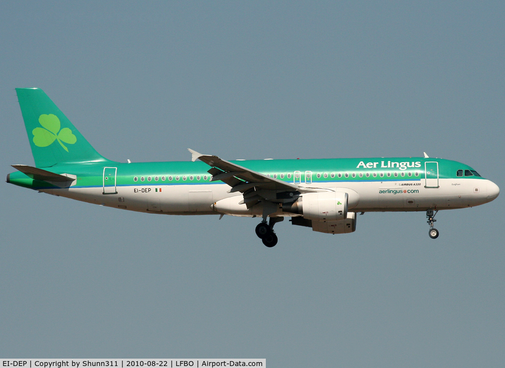 EI-DEP, 2005 Airbus A320-214 C/N 2542, Landing rwy 14R