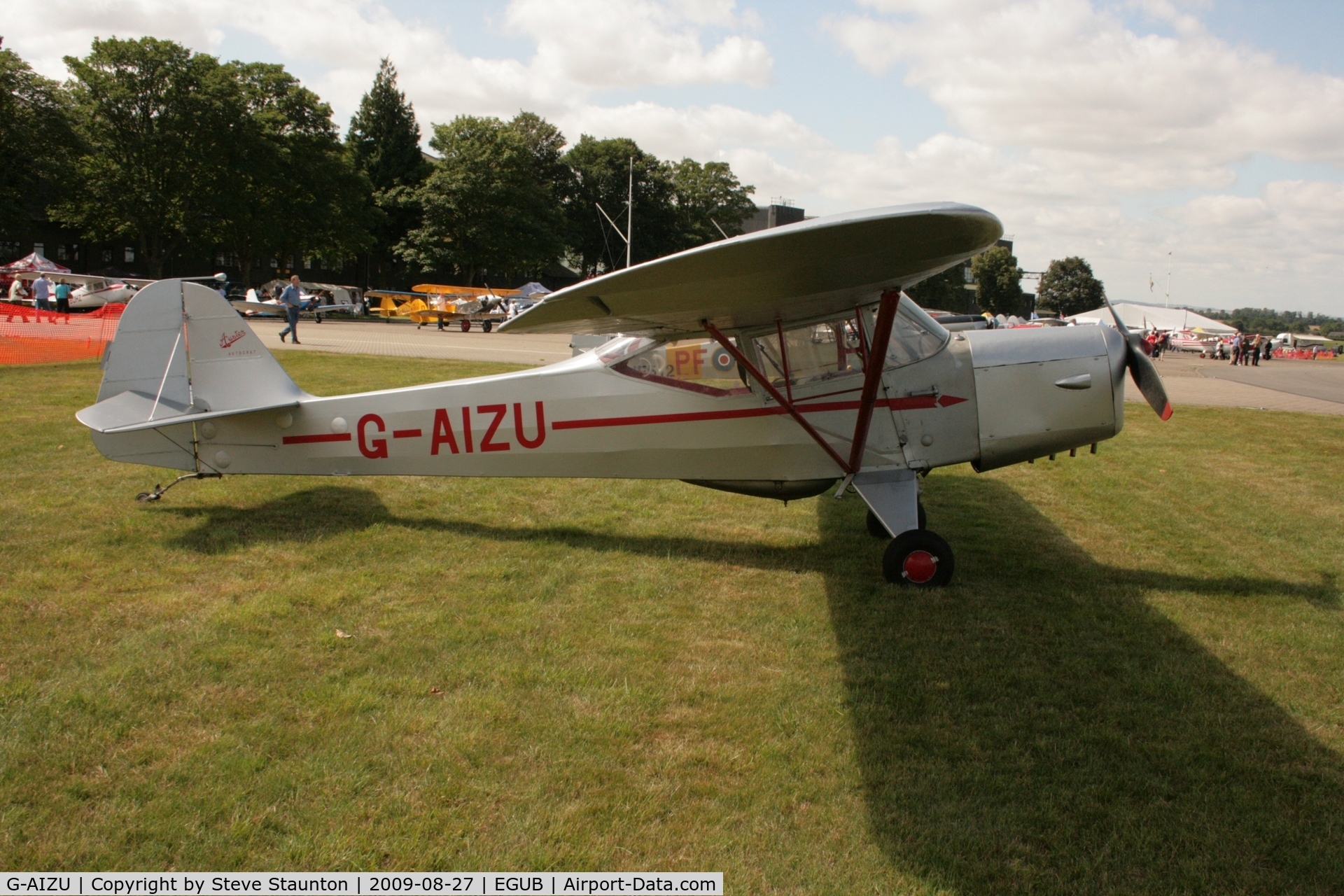 G-AIZU, 1946 Auster J-1 Autocrat C/N 2228, Taken at RAF Benson Families Day, August 2009