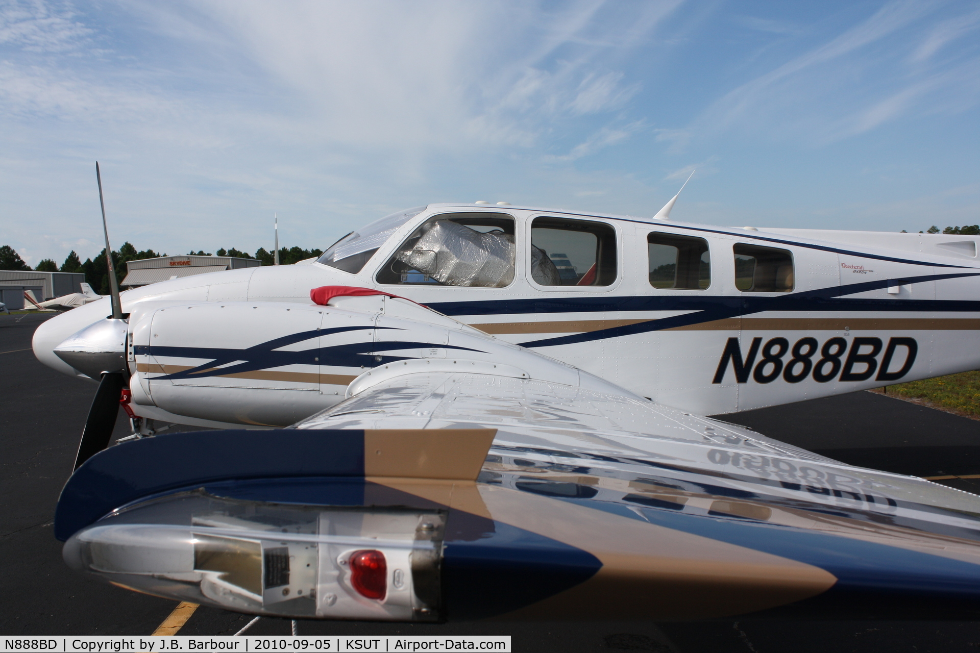 N888BD, 2005 Raytheon Aircraft Company G58 Baron C/N TH-2127, N/A