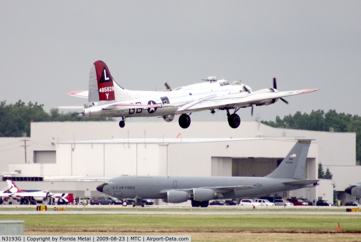 N3193G, 1944 Boeing B-17G Flying Fortress C/N 77255, Yankee Lady