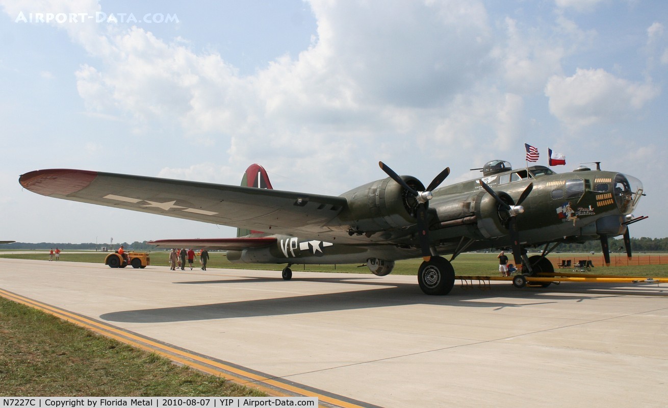 N7227C, 1944 Boeing B-17G Fortress C/N 32513, Texas Raiders