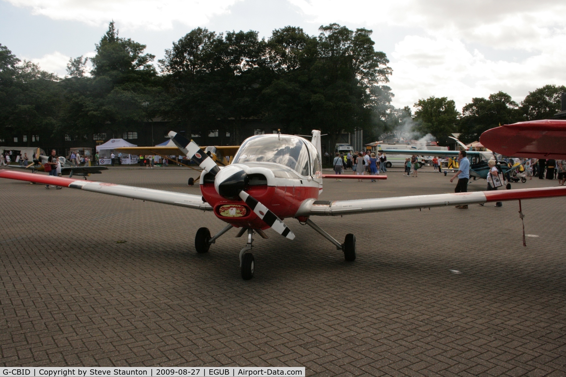 G-CBID, 1974 Scottish Aviation Bulldog T.1 C/N BH.120/242, Taken at RAF Benson Families Day, August 2009