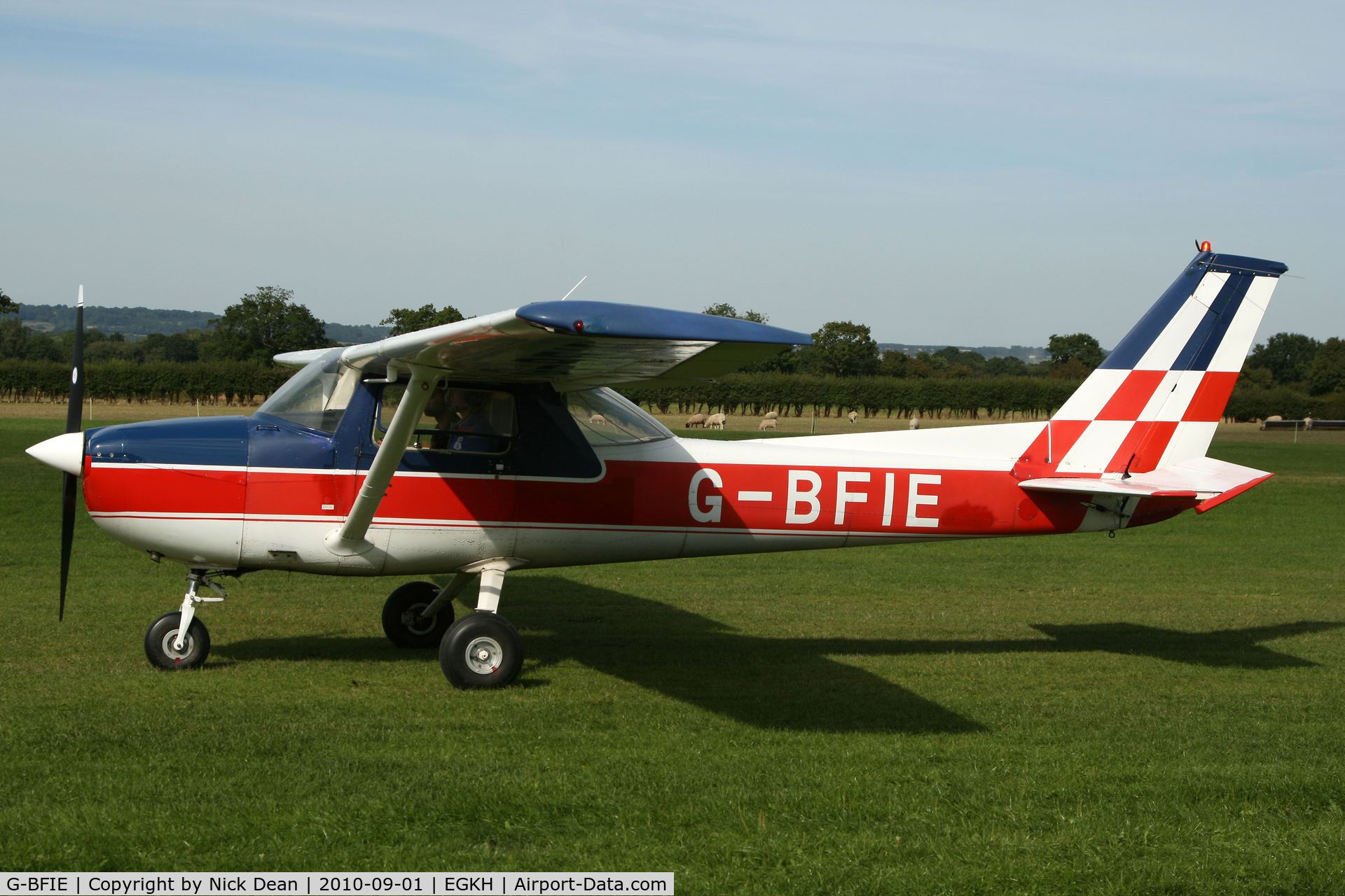 G-BFIE, 1977 Reims FRA150M Aerobat C/N 0331, EGKH