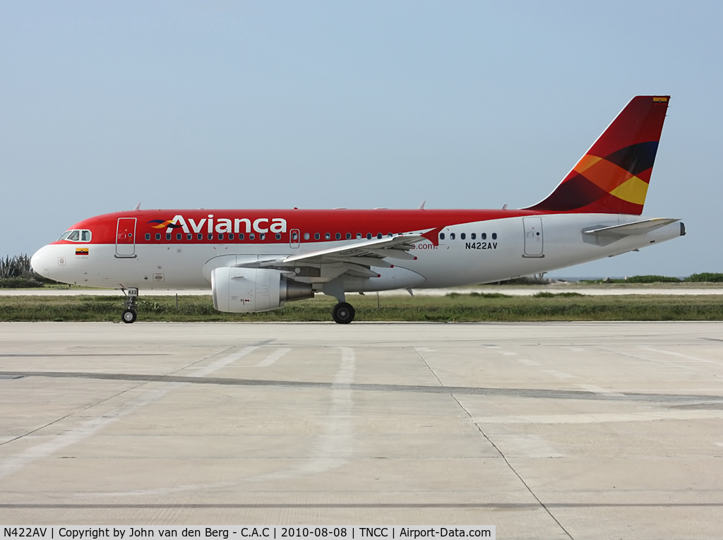 N422AV, 2010 Airbus A319-115 C/N 4200, Avianca A 319-115 (4200) N422AV @ TNCC / CUR