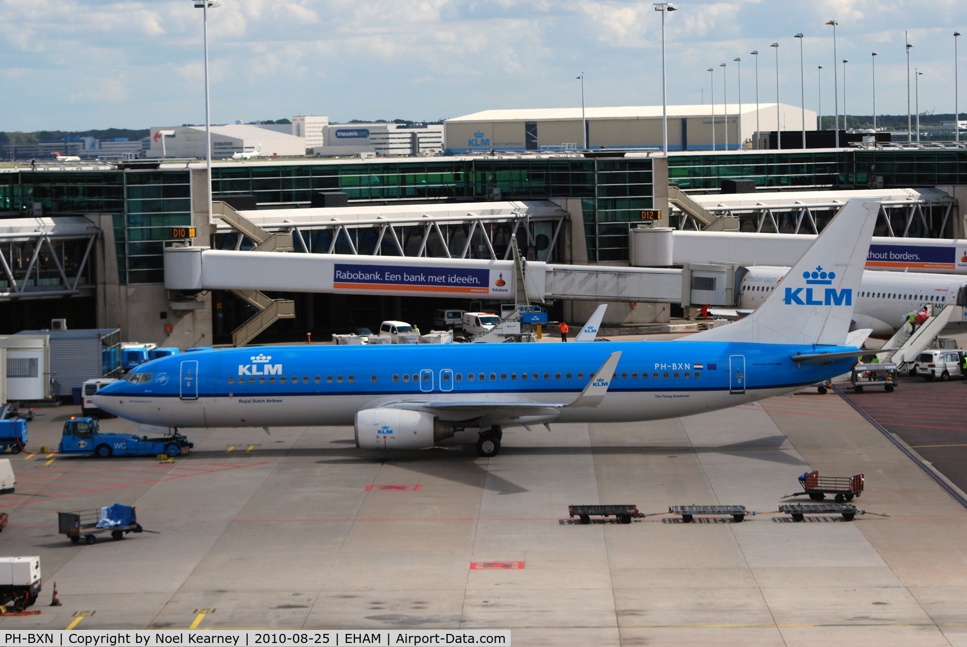 PH-BXN, 2000 Boeing 737-8K2 C/N 30356, K.L.M. - ROYAL DUTCH AIRLINES