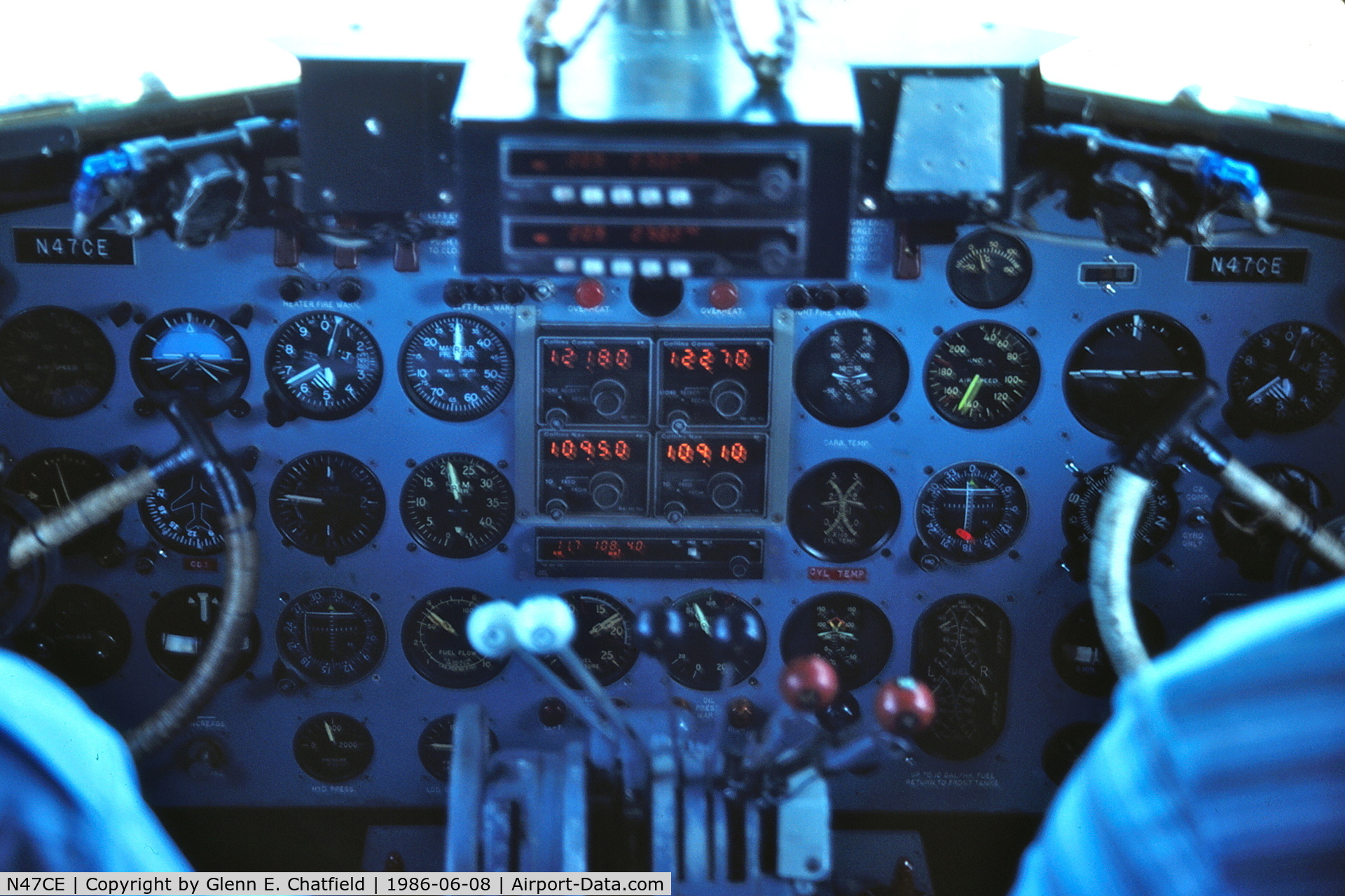 N47CE, 1944 Douglas DC3C-S1C3G (C-47A) C/N 13456, Looking in the cockpit while in flight