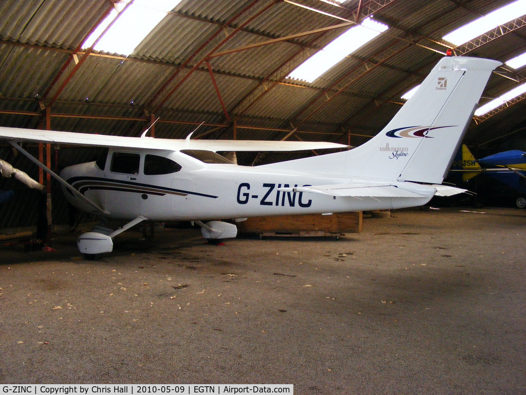 G-ZINC, 2000 Cessna 182S Skylane C/N 18280757, Cessna 182s Skylane at Enstone Airfield