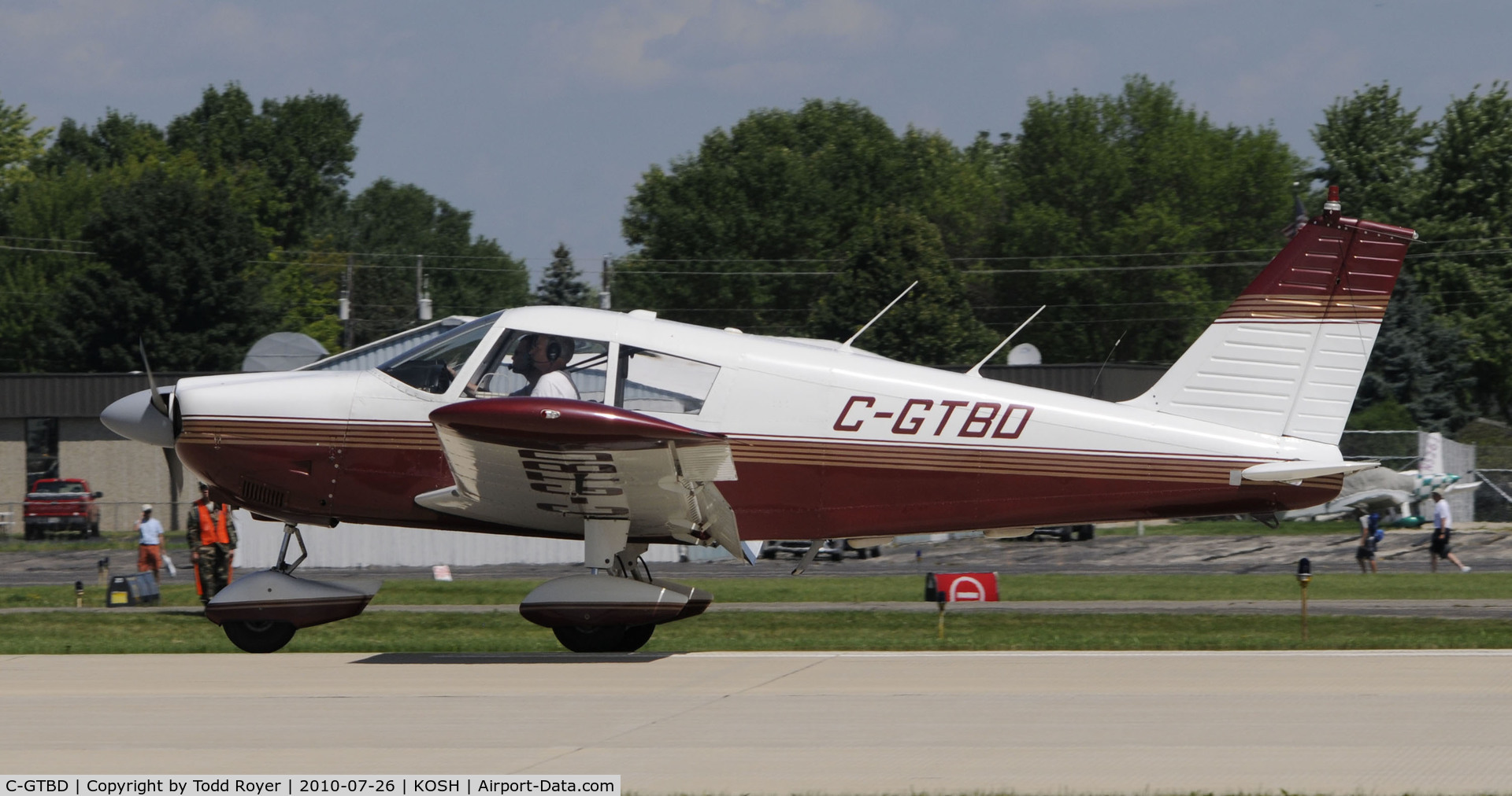 C-GTBD, 1967 Piper PA-28-180 Cherokee C/N 28-4098, EAA AIRVENTURE 2010