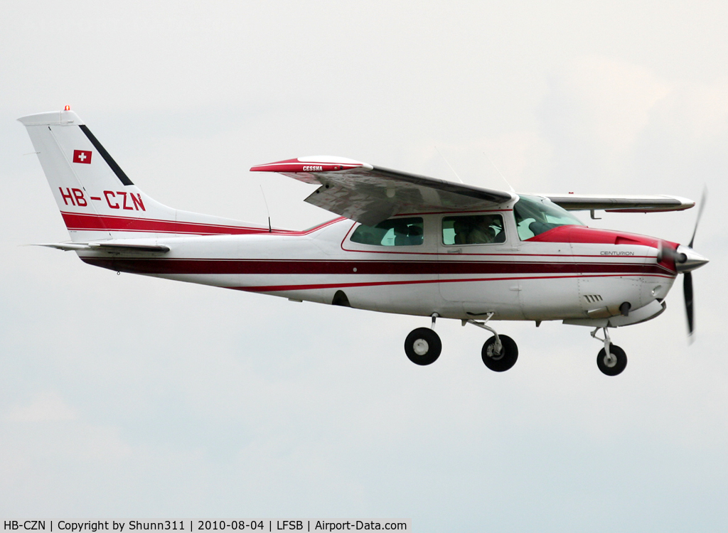 HB-CZN, 1981 Cessna T210N Turbo Centurion C/N 21064496, Landing rwy 16