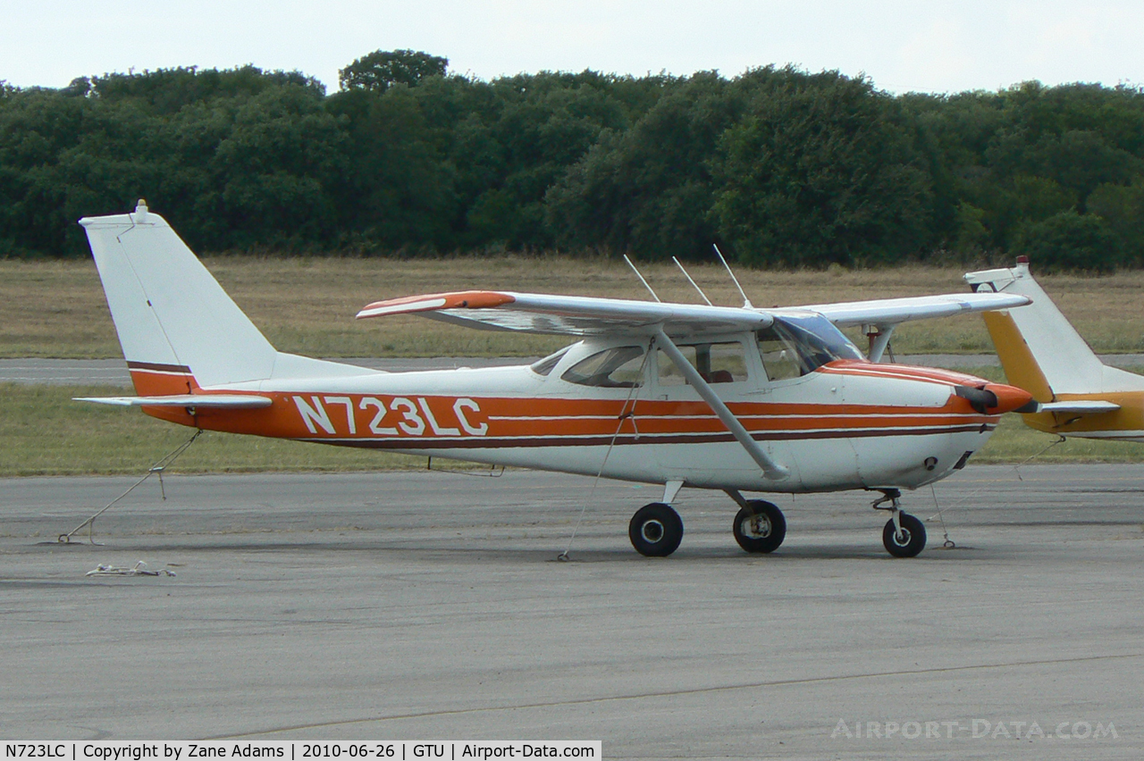 N723LC, 1965 Cessna 172F C/N 17253332, At Georgetown Municipal, TX