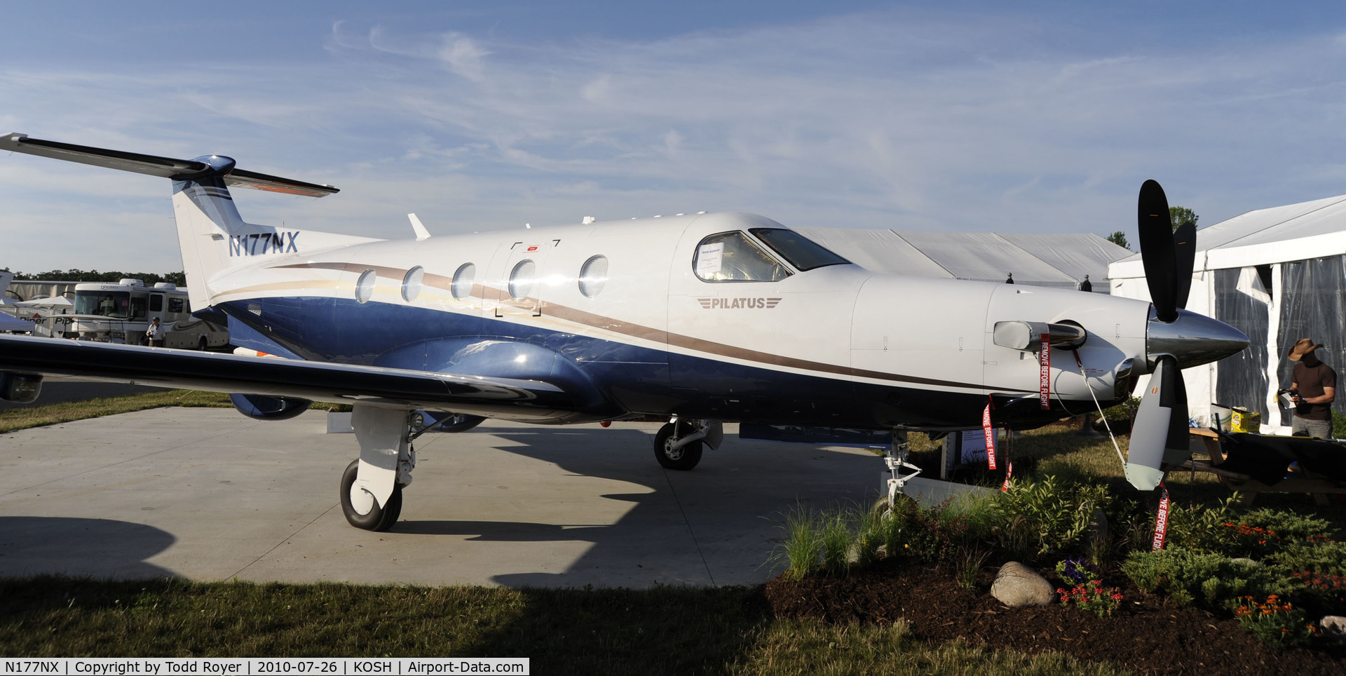 N177NX, 2009 Pilatus PC-12/47E C/N 1177, EAA AIRVENTURE 2010