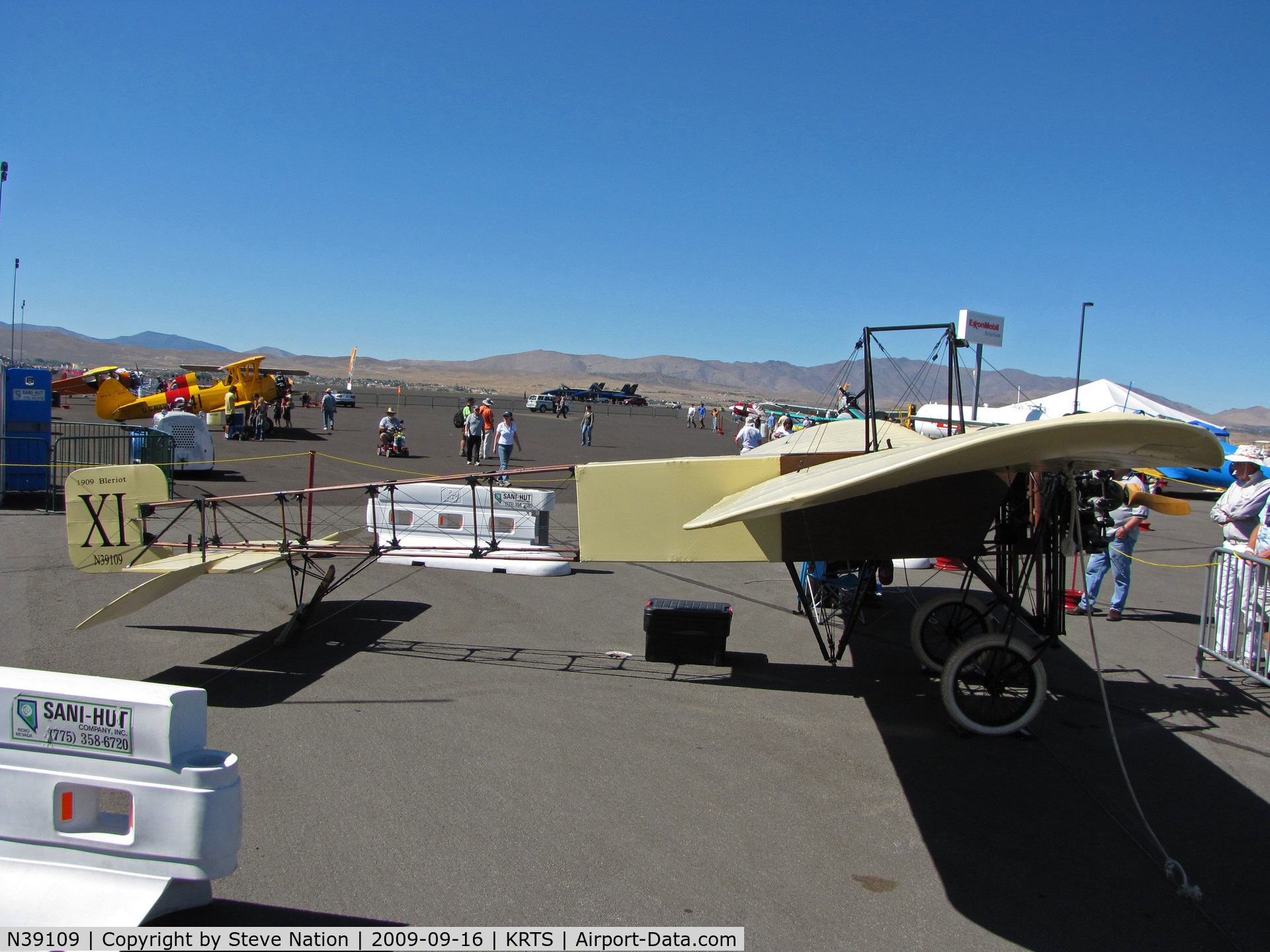 N39109, 2009 Bleriot XI Replica C/N AB3, replica Blevoit XI @ 2009 Reno air Races static park
