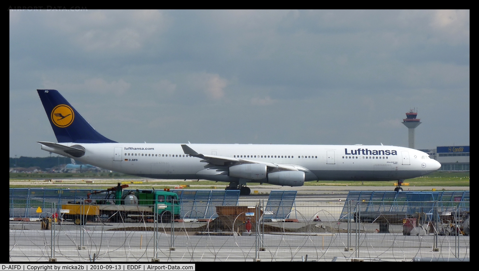 D-AIFD, 2001 Airbus A340-313X C/N 390, Take Off